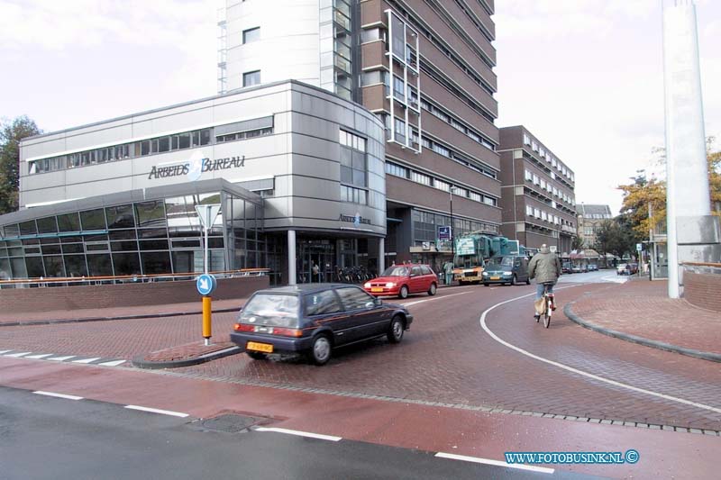 99100501.jpg - DE STEM VAN DORDT :Dordrecht:5-10-1999: dordrechtse verkeersplan voor de binnenstad foto achterom/spuiboulevaardDeze digitale foto blijft eigendom van FOTOPERSBURO BUSINK. Wij hanteren de voorwaarden van het N.V.F. en N.V.J. Gebruik van deze foto impliceert dat u bekend bent  en akkoord gaat met deze voorwaarden bij publicatie.EB/ETIENNE BUSINK