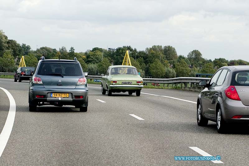 08100416.jpg - FOTOOPDRACHT:Dordrecht:04-10-2008:Ecsort van broere op de rondweg n3 dordtDeze digitale foto blijft eigendom van FOTOPERSBURO BUSINK. Wij hanteren de voorwaarden van het N.V.F. en N.V.J. Gebruik van deze foto impliceert dat u bekend bent  en akkoord gaat met deze voorwaarden bij publicatie.EB/ETIENNE BUSINK