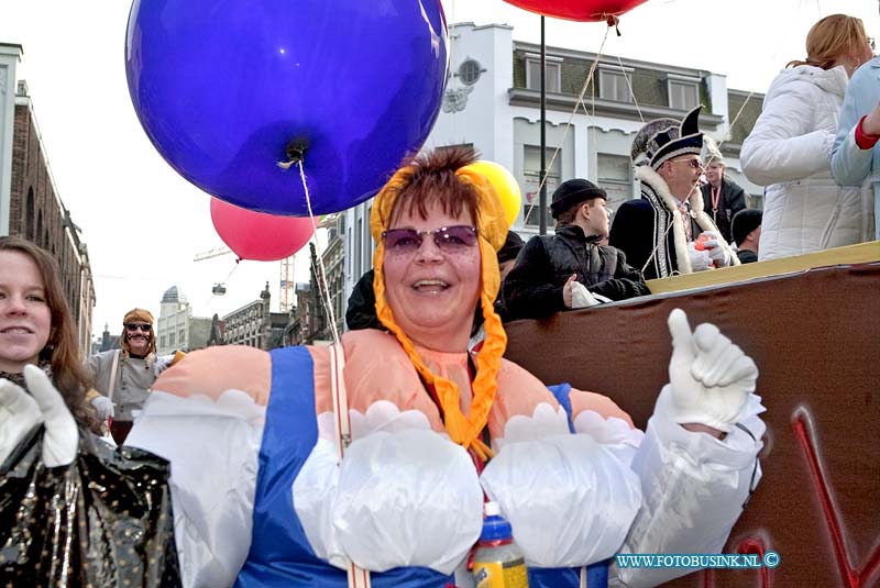 09022110.jpg - FOTOOPDRACHT:21-02-2009:Dordtse Carnaval optocht visbrugDeze digitale foto blijft eigendom van FOTOPERSBURO BUSINK. Wij hanteren de voorwaarden van het N.V.F. en N.V.J. Gebruik van deze foto impliceert dat u bekend bent  en akkoord gaat met deze voorwaarden bij publicatie.EB/ETIENNE BUSINK