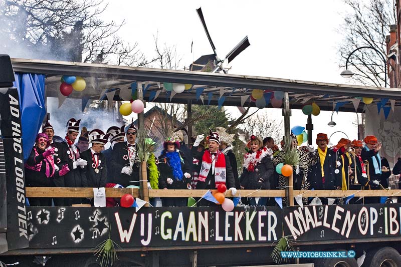 14030108.jpg - FOTOOPDRACHT:Dordrecht:01-03-2014:Carnavals optocht t/h van de Singel kruising SintjoriswegDeze digitale foto blijft eigendom van FOTOPERSBURO BUSINK. Wij hanteren de voorwaarden van het N.V.F. en N.V.J. Gebruik van deze foto impliceert dat u bekend bent  en akkoord gaat met deze voorwaarden bij publicatie.EB/ETIENNE BUSINK