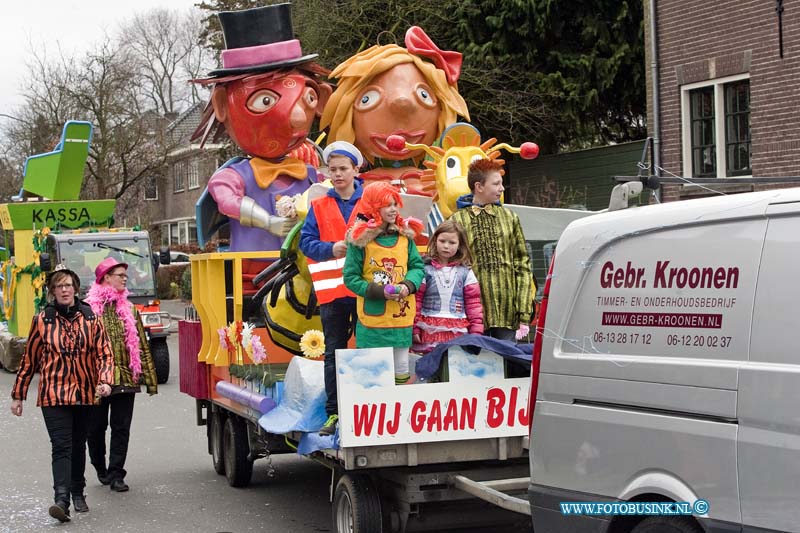 14030125.jpg - FOTOOPDRACHT:Dordrecht:01-03-2014:Carnavals optocht t/h van de Singel kruising SintjoriswegDeze digitale foto blijft eigendom van FOTOPERSBURO BUSINK. Wij hanteren de voorwaarden van het N.V.F. en N.V.J. Gebruik van deze foto impliceert dat u bekend bent  en akkoord gaat met deze voorwaarden bij publicatie.EB/ETIENNE BUSINK