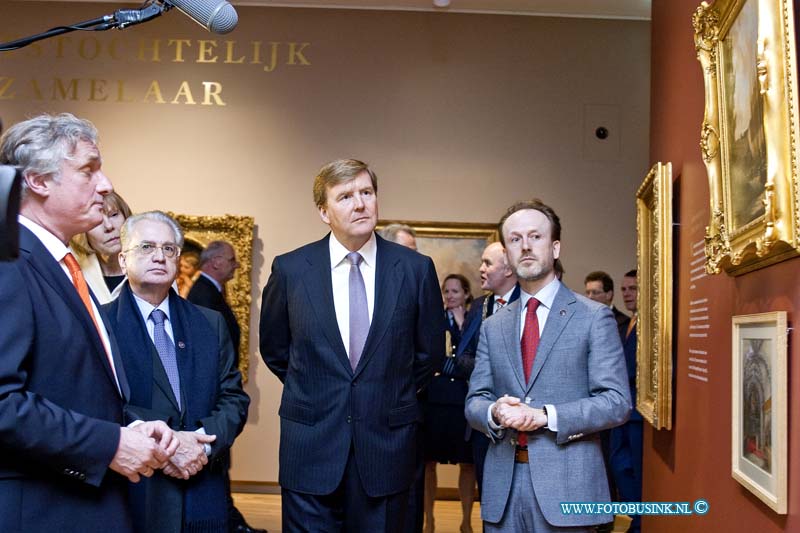 14030401.jpg - FOTOOPDRACHT:Dordrecht:04-03-2014:Koning Willem-Alexander opent tentoonstelling expositie Willem II Kunstkoning in de Augustijnenkerk en bezoekt tentoonstelling in het de Dordrechts museum.Deze digitale foto blijft eigendom van FOTOPERSBURO BUSINK. Wij hanteren de voorwaarden van het N.V.F. en N.V.J. Gebruik van deze foto impliceert dat u bekend bent  en akkoord gaat met deze voorwaarden bij publicatie.EB/ETIENNE BUSINK