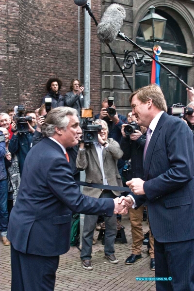 14030406.jpg - FOTOOPDRACHT:Dordrecht:04-03-2014:Koning Willem-Alexander opent tentoonstelling expositie Willem II Kunstkoning in de Augustijnenkerk en bezoekt tentoonstelling in het de Dordrechts museum.Deze digitale foto blijft eigendom van FOTOPERSBURO BUSINK. Wij hanteren de voorwaarden van het N.V.F. en N.V.J. Gebruik van deze foto impliceert dat u bekend bent  en akkoord gaat met deze voorwaarden bij publicatie.EB/ETIENNE BUSINK