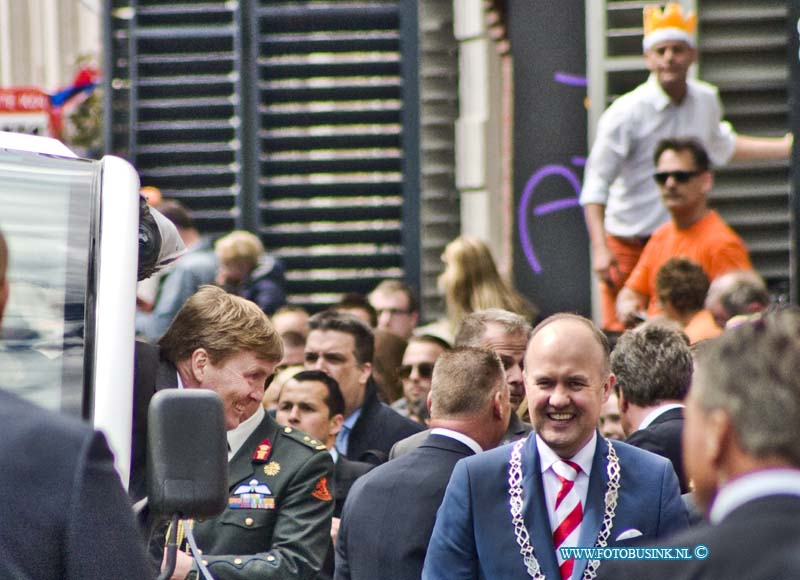 15042729.jpg - Dordrecht - 27-april 2015 Eerste-koningsdag-nieuwe-stijl bezoeken Zijne Majesteit Koning Willem-Alexander en Koningin Máxima met hun drie dochters, Prinses Catharina-Amalia (de Prinses van Oranje), Prinses Alexia en Prinses Ariane Dordrecht. ( Foto: Scheffersplein  Made in Dordrecht )NOVUM COPYRIGHT ETIENNE BUSINK