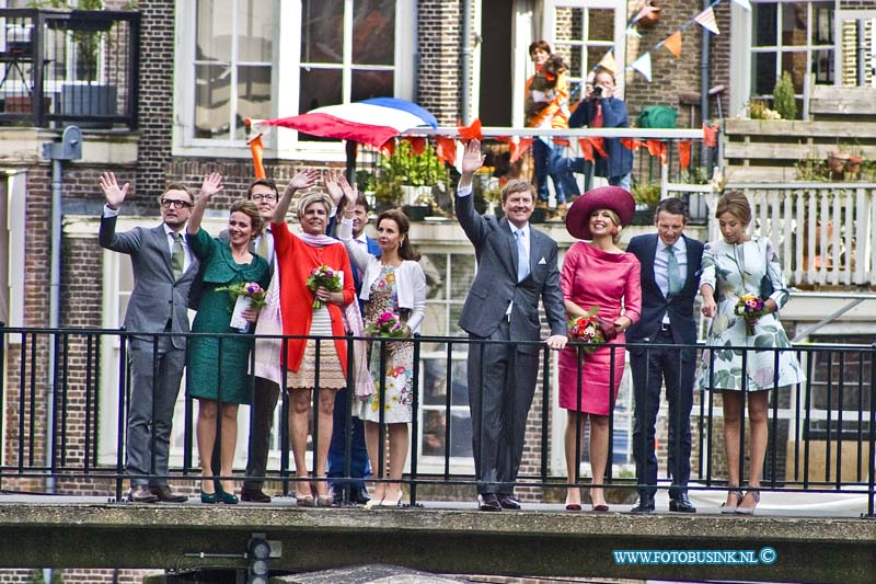 15042732.jpg - Dordrecht - 27-april 2015 Eerste-koningsdag-nieuwe-stijl bezoeken Zijne Majesteit Koning Willem-Alexander en Koningin Máxima met hun drie dochters, Prinses Catharina-Amalia (de Prinses van Oranje), Prinses Alexia en Prinses Ariane Dordrecht. ( Foto: Wijnbrug )COPYRIGHT ETIENNE BUSINK