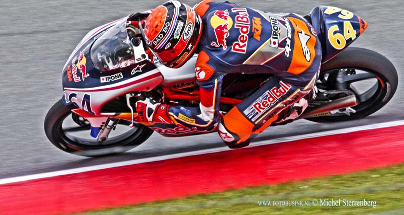 15062702.jpg - ASSEN - 27 juni 2015 De 16 jarige Rotterdammer Bo Bendsneyder won op vrijdag  26 en zaterdag 27 Juni 2015 tijdens de TT van Assen beide races in de Red Bull Rookies Cup.NOVUM COPYRIGHT ETIENNE BUSINK