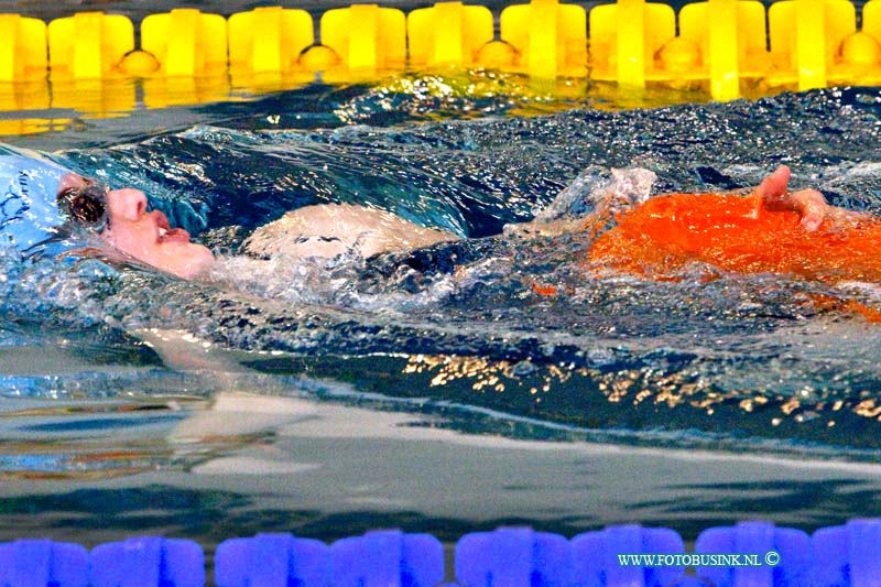 16030608.jpg - DORDRECHT 06 maart 2016 Reddingsbrigade Dordrecht organiseerd de ILSE Wedstrijden 2016 in het zwembad aan de Sportboulevard. Deelnemers worden per categorie ingeschreven zoals bepaald in het (internationale) Wedstrijd reglement De indeling in de categorie is gekoppeld aan het geboortejaar.Deze digitale foto blijft eigendom van FOTOPERSBURO BUSINK. Wij hanteren de voorwaarden van het N.V.F. en N.V.J. Gebruik van deze foto impliceert dat u bekend bent  en akkoord gaat met deze voorwaarden bij publicatie.EB/ETIENNE BUSINK
