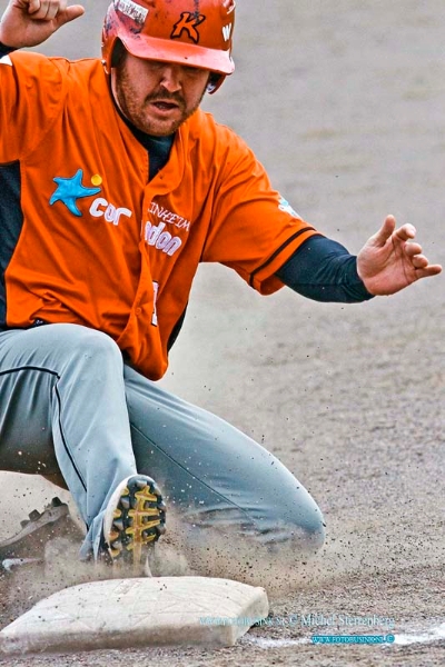 15052302.jpg - DORDRECHT - 23 Mei 2015 Honkbal hoofdklasse duel tussen Mampaey The Hawks en Corendon Kinheim op sportpark Kommedijk. NOVUM COPYRIGHT ETIENNE BUSINK